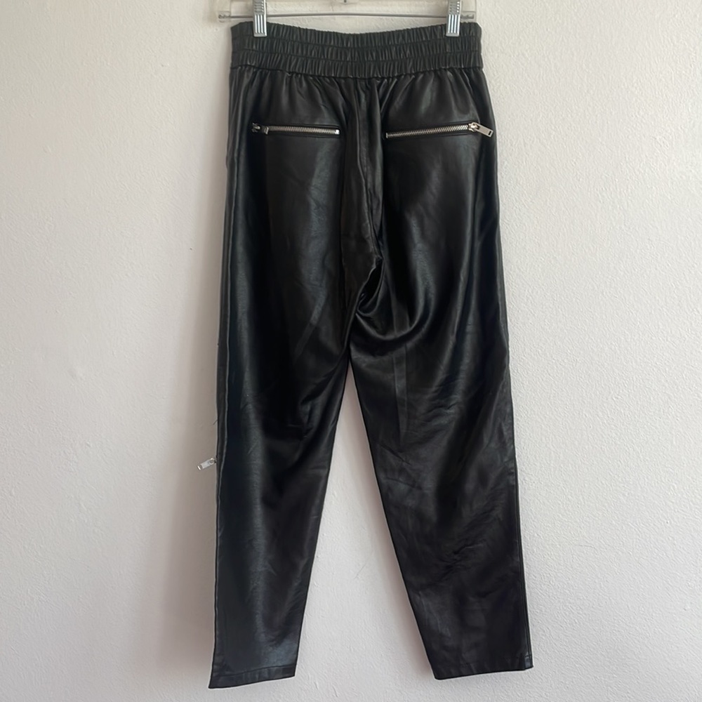 ZARA CROPPED FAUX LEATHER ZIPPER PANTS - Picture 7 of 7